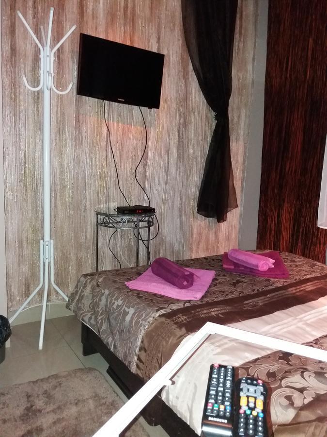 Lawendowy Hostel Краков Экстерьер фото