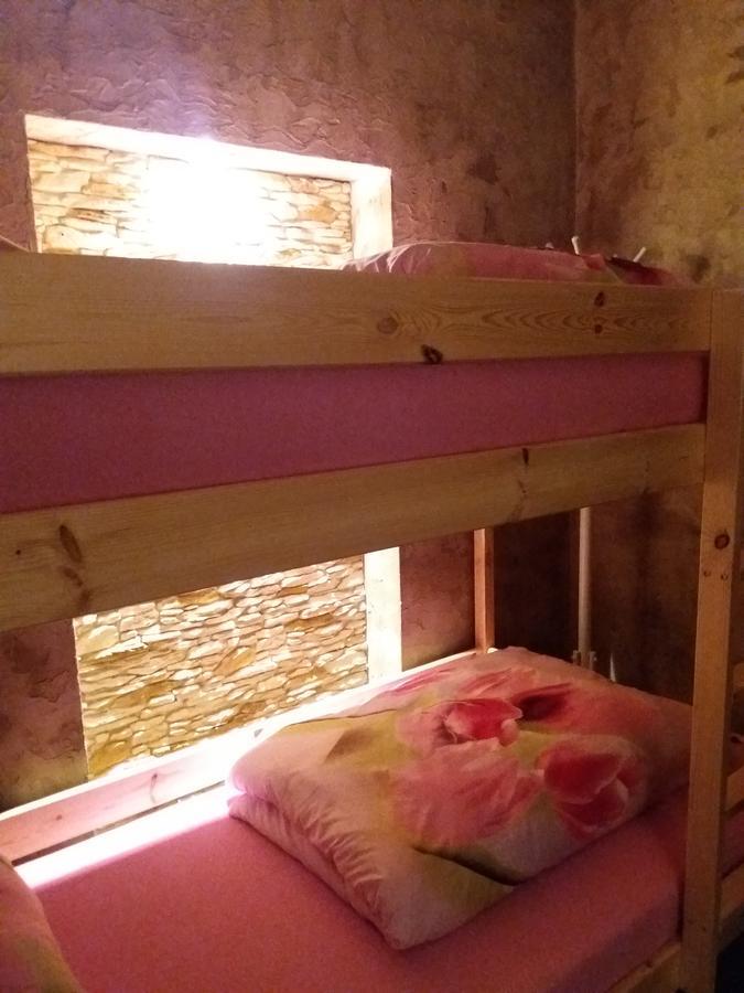 Lawendowy Hostel Краков Экстерьер фото